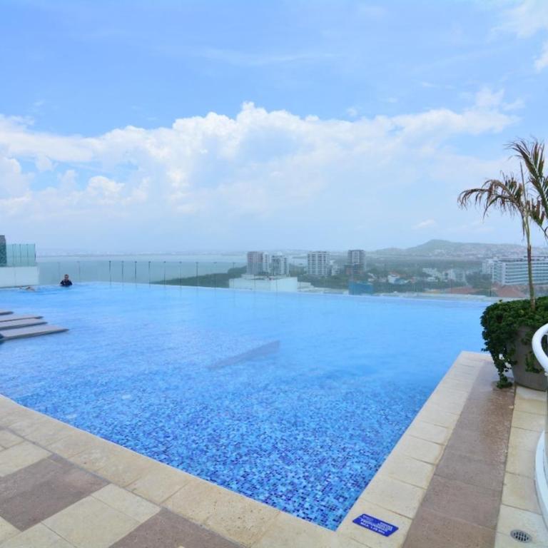 Lujoso Condominio con acceso a playa - Apartamento de 2 dormitorios - 20