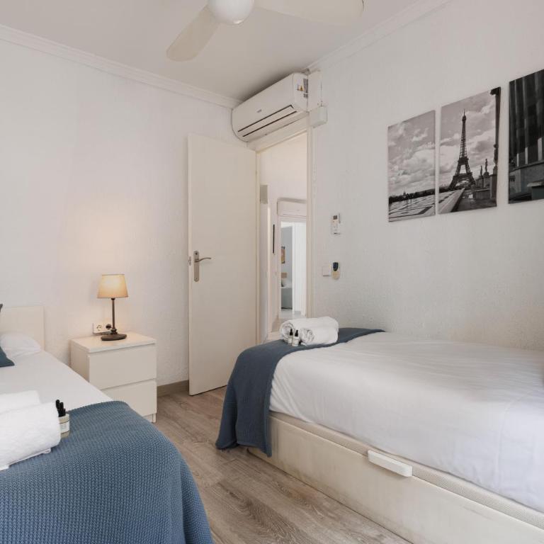 Beautiful and Comfortable Apartment for 6 People Next to Fira de Barcelona - Three-Bedroom Standard Apartment - 21
