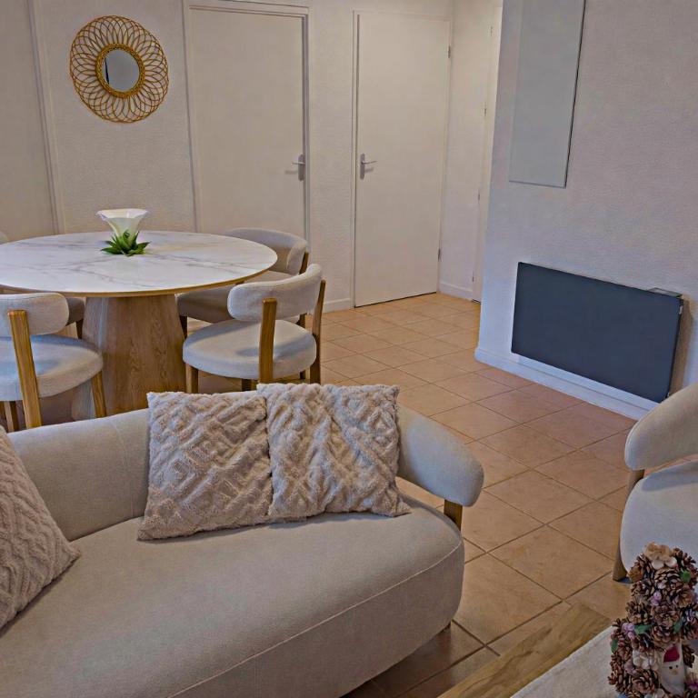 Le Castelli - résidence avec piscine - Appartement 2 Chambres - 6