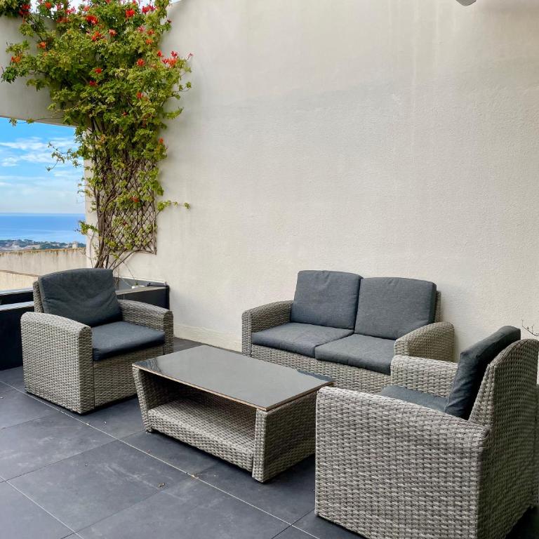 T2 vue mer exceptionnelle avec grande terrasse plein sud wifi piscine - Apartamento de 1 dormitorio con vistas al mar - 3