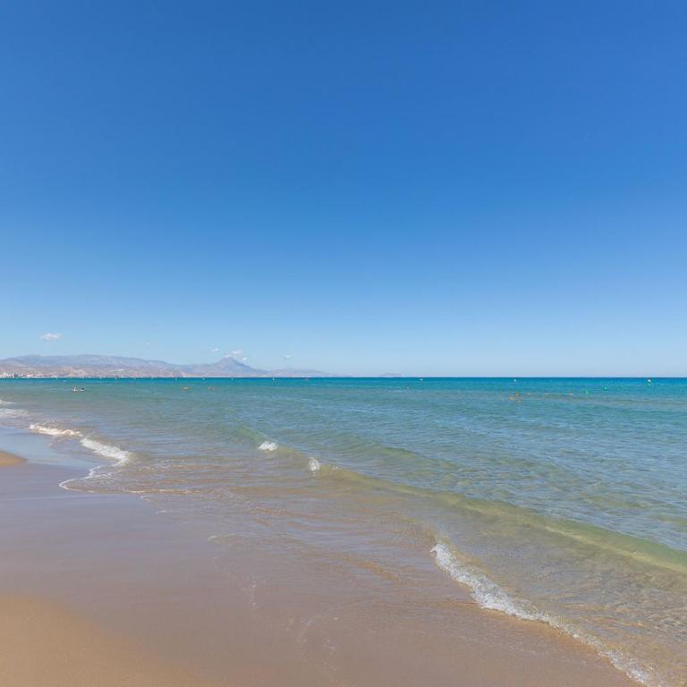 Comfy Apartment 150m from San Juan Beach - Three-Bedroom Apartment - 44