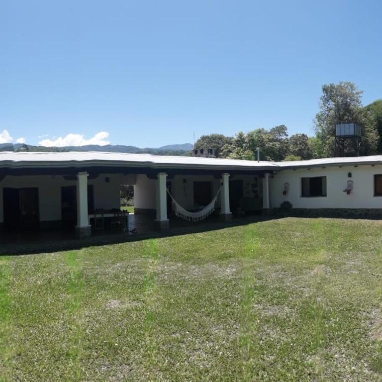 Casa de campo en Raco, vistas increíbles y pileta - Villa - 28