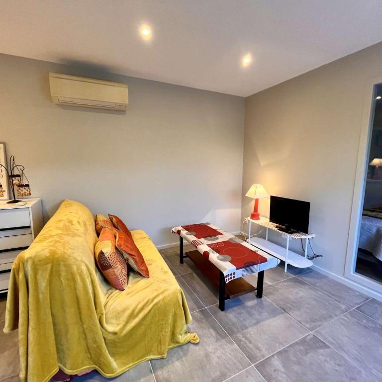CA000-003 Appartement 2 pièces - 4 personnes - Cavalaire-sur-Mer - Appartamento con 1 Camera da Letto - 1
