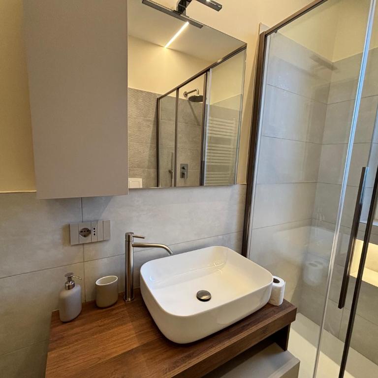 Casa Giovanni by Holiday World - One-Bedroom Apartment - 29