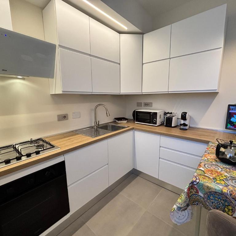 Casa Giovanni by Holiday World - One-Bedroom Apartment - 21