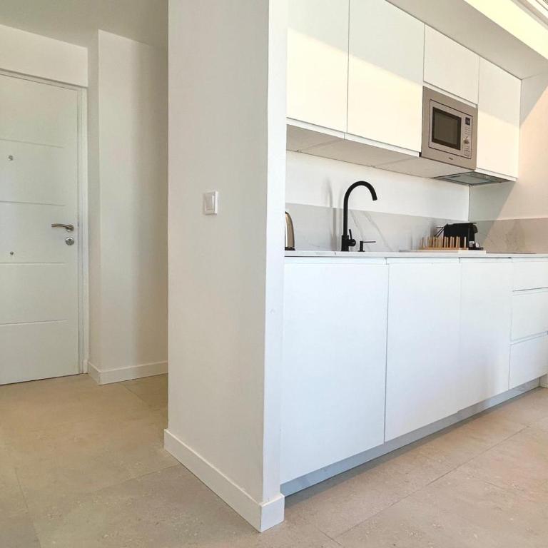 Pozos Dulces 14 by Pineapple Homes - Estudio Deluxe con cama grande - 8