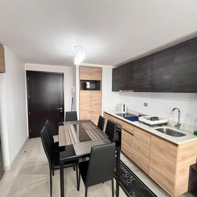 Moderno departamento en Macul con ubicación privilegiada - Two-Bedroom Apartment - 4