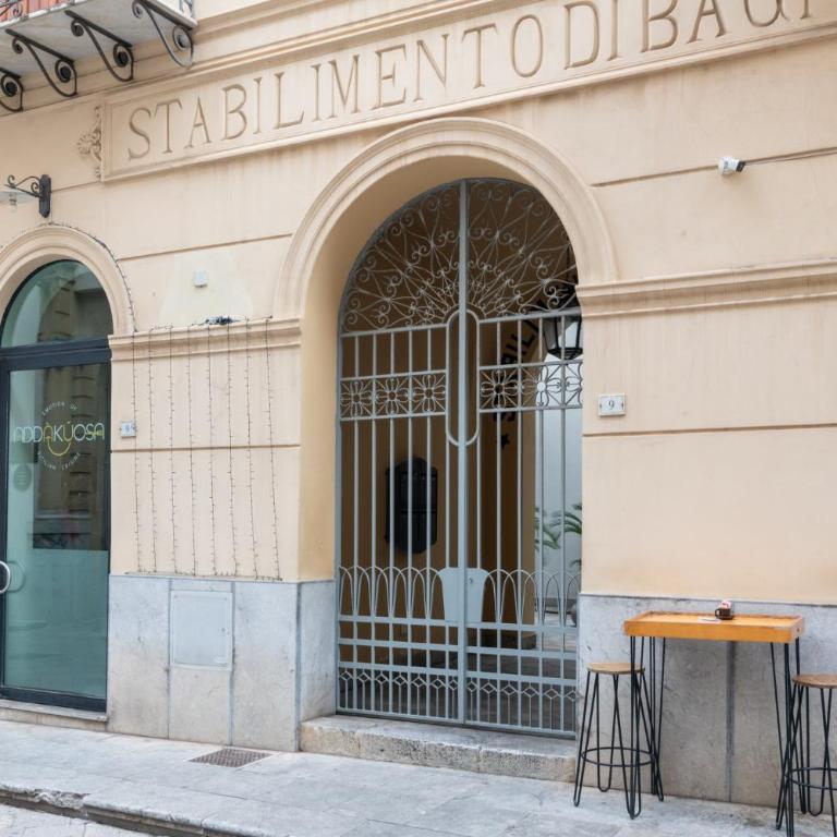 GuestHost - Casa Giacomo in central Palermo - Appartamento con 1 Camera da Letto - 16