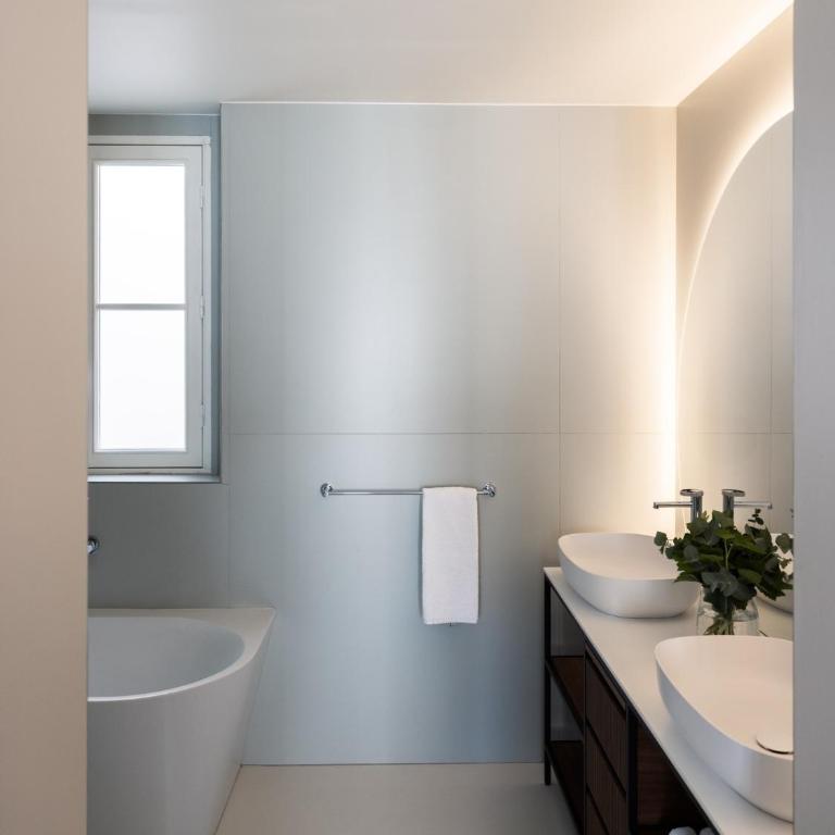 1.75 Paris La Source - Suite Junior Deluxe - 11