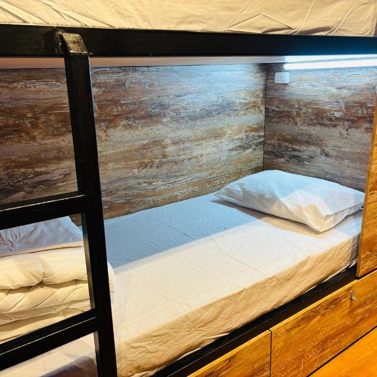 NW Hotel Nomada Osorno - Single Bed in Mixed Dormitory Room - 8