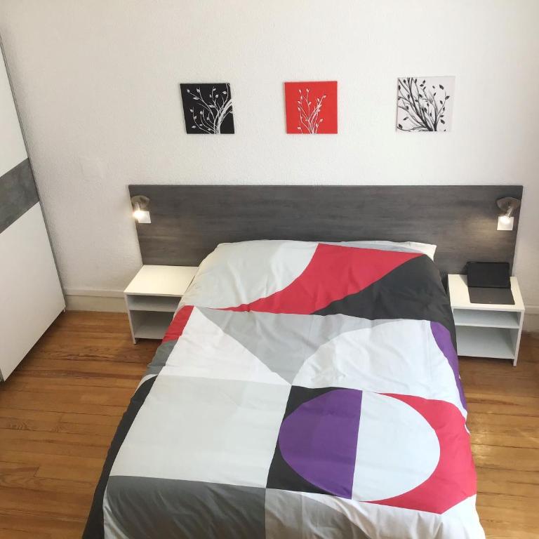 Appartements Sun, centre ville, parking, proche Sanctuaire - One-Bedroom Apartment - 11