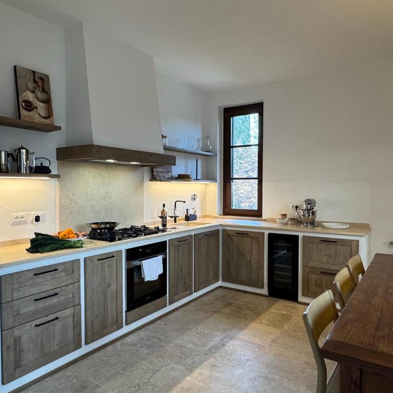La Casa Rossa n 3 - Two-Bedroom Apartment - 12