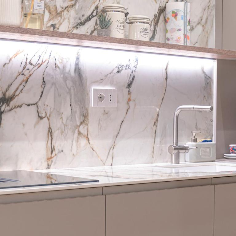 CASA LE 4 ARTI - 86Mq in Via Lagrange 43 LUXURY - One-Bedroom Apartment - 28