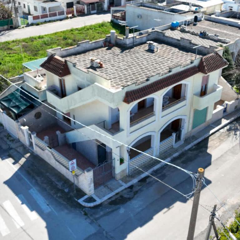 Casa Giglio 2 a soli 200 mt dalla spiaggia di Scala di Furno Porto Cesareo - Casa Vacanze - 2