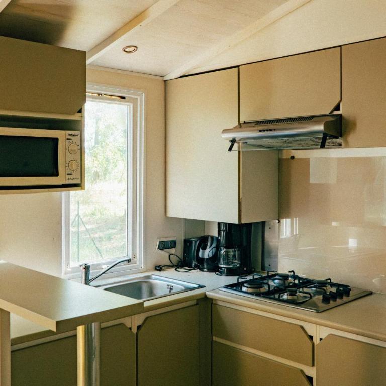 Camping Les 4 Saisons - Mobile Home - 3