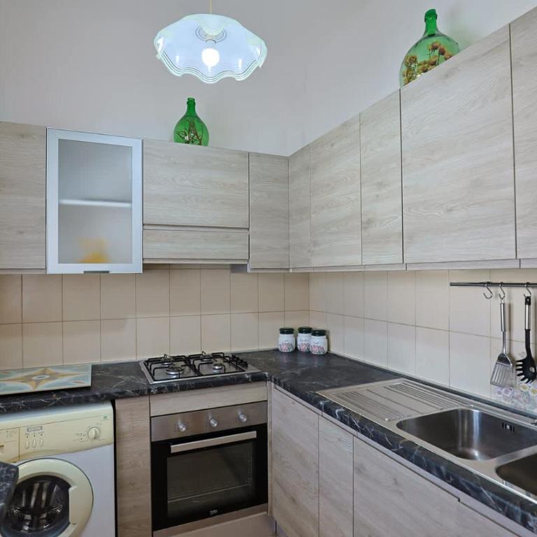 Casa Giglio 2 a soli 200 mt dalla spiaggia di Scala di Furno Porto Cesareo - Casa Vacanze - 13