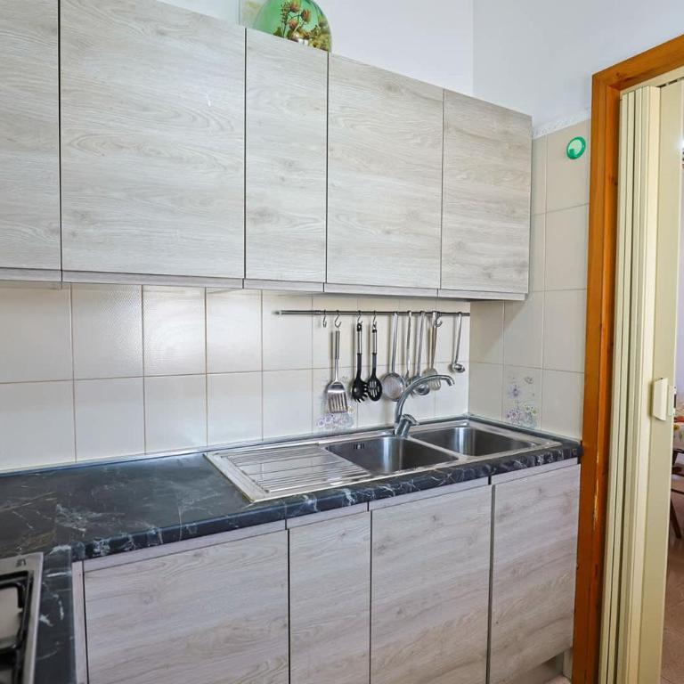 Casa Giglio 2 a soli 200 mt dalla spiaggia di Scala di Furno Porto Cesareo - Casa Vacanze - 14