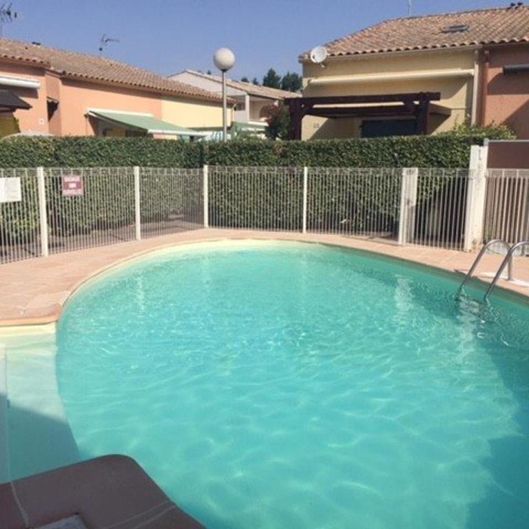Escapade côtière avec terrasse et confort - FR-1-387-216 - Maison de Vacances - 1