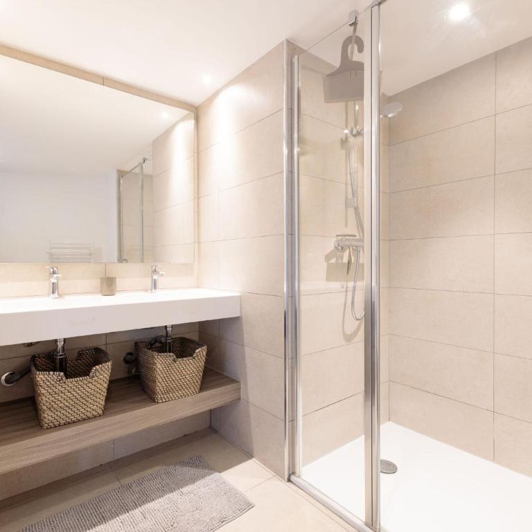 Villa Lerins 401 by Halldis - Apartment - 12