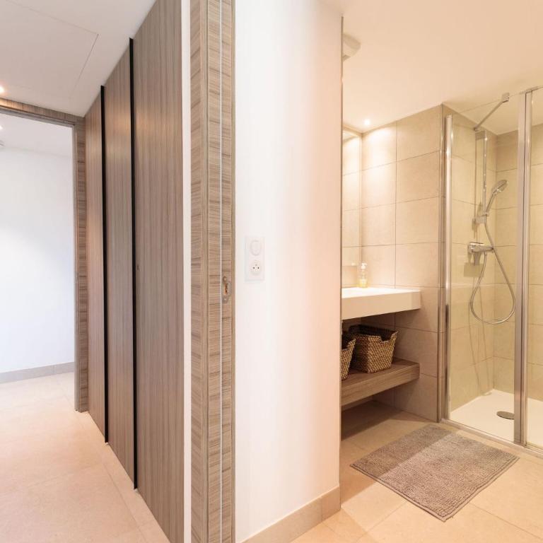 Villa Lerins 401 by Halldis - Apartment - 20