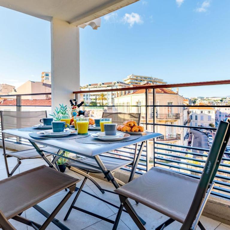 Villa Lerins 401 by Halldis - Apartment - 28