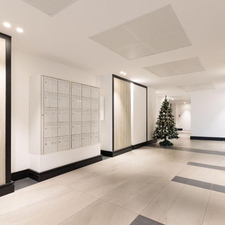Villa Lerins 401 by Halldis - Apartment - 32