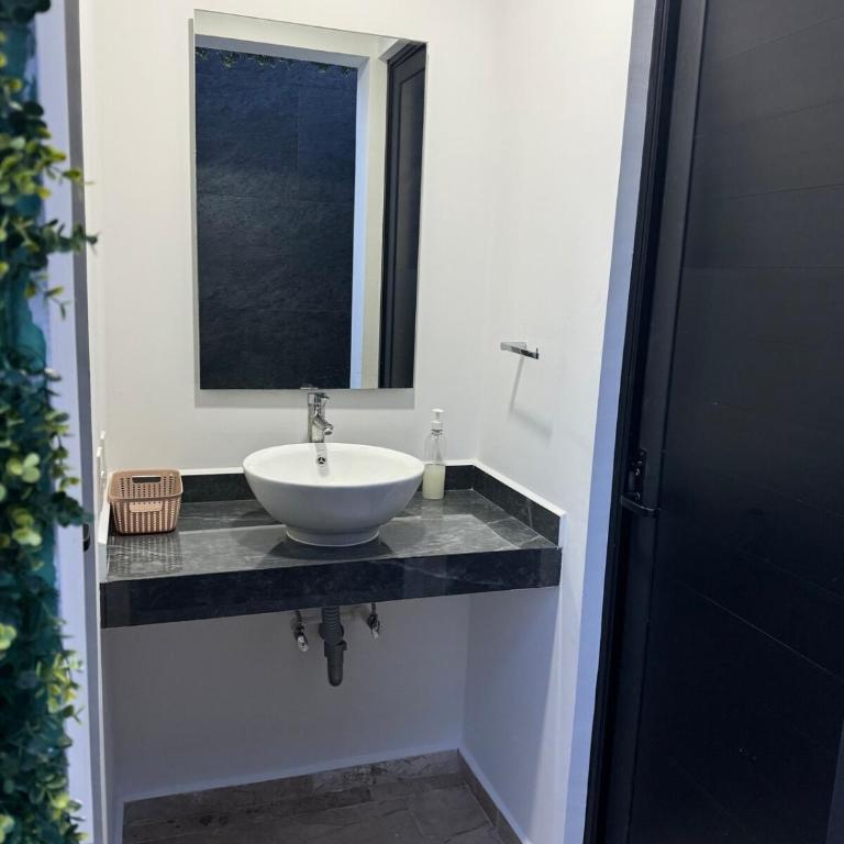 Hermoso PH en la mejor ubicación de playa del carmen - Apartamento de 1 dormitorio - 72