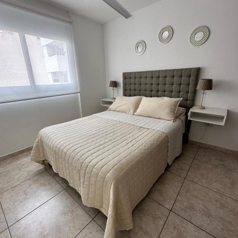 Urban Alberdi Dpto con cochera, pileta y seguridad 24 hs - Apartamento de 1 dormitorio - 5