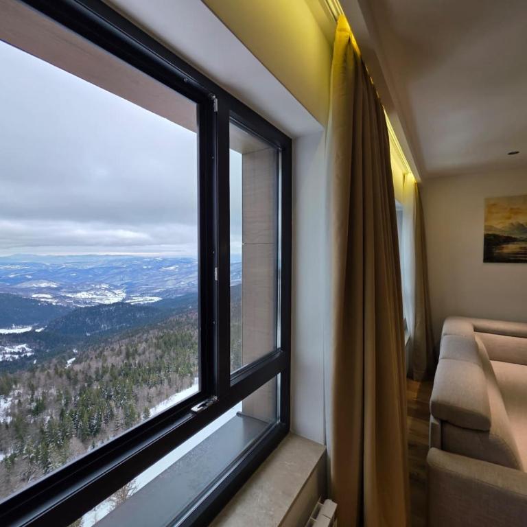 Horizont Aparthotel Jahorina - Two-Bedroom Apartment with Mountain View - 5