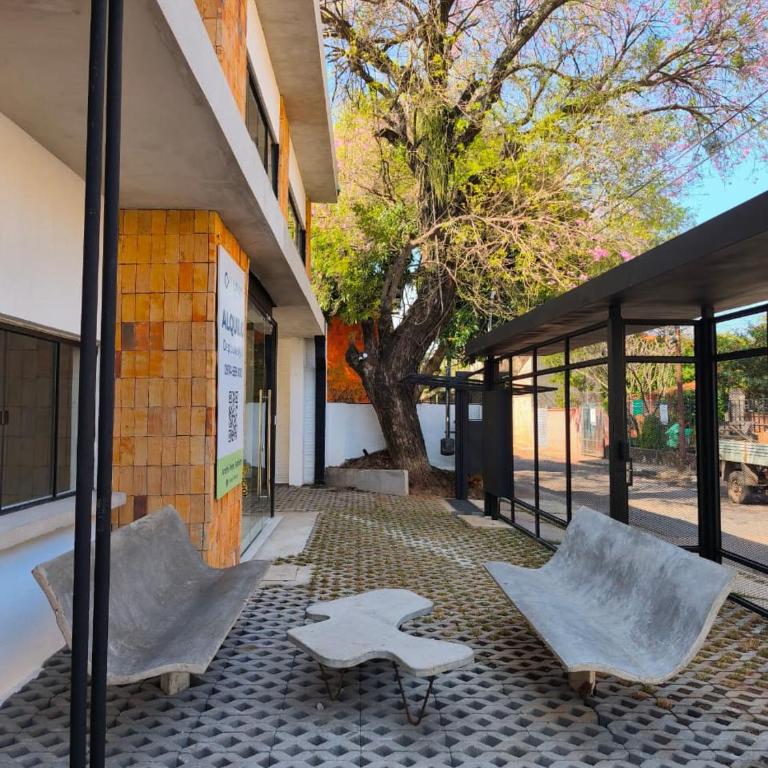 Excellent location surrounded by beautiful gardens - One-Bedroom Apartment - 25