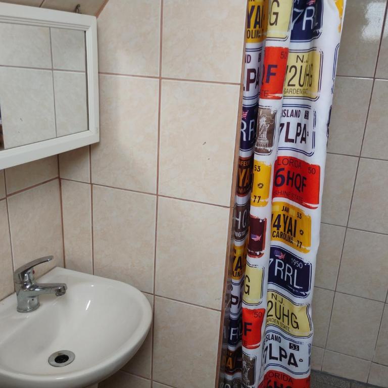 Cómodo departamento para 1 persona con baño privado - One-Bedroom Apartment - 5