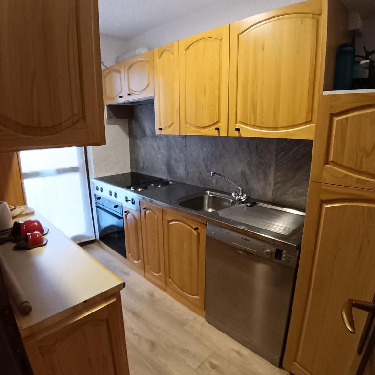 Ampio e comodo appartamento direttamente sulle piste a Folgarida - Appartamento con 4 Camere da Letto e Balcone - 10