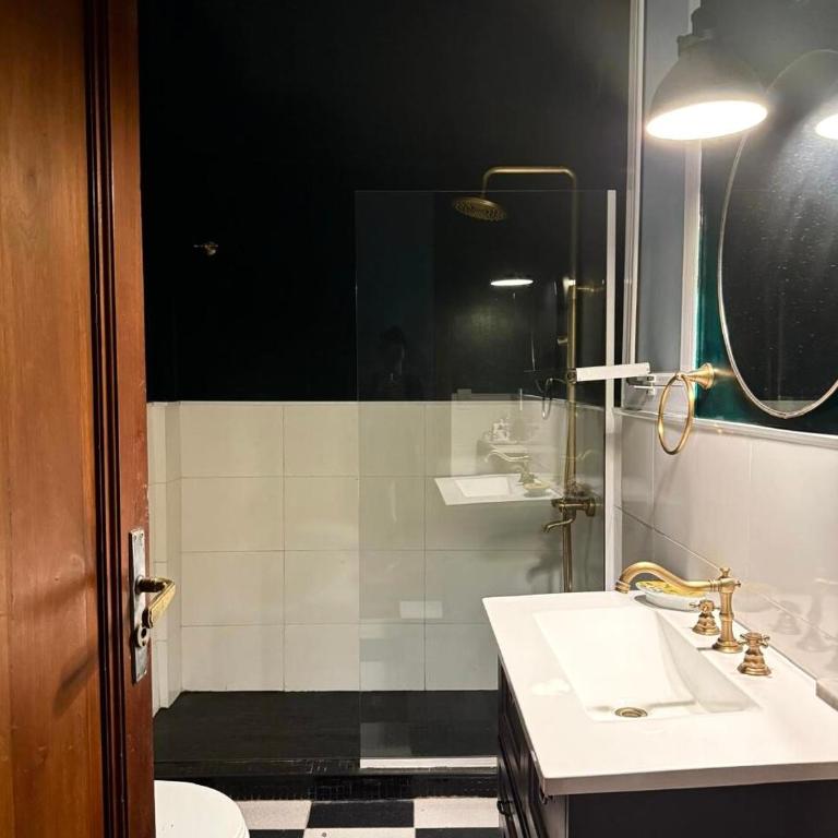 Extraordinary 4 bedrooms in front of Parque San Martin - Apartamento - 8