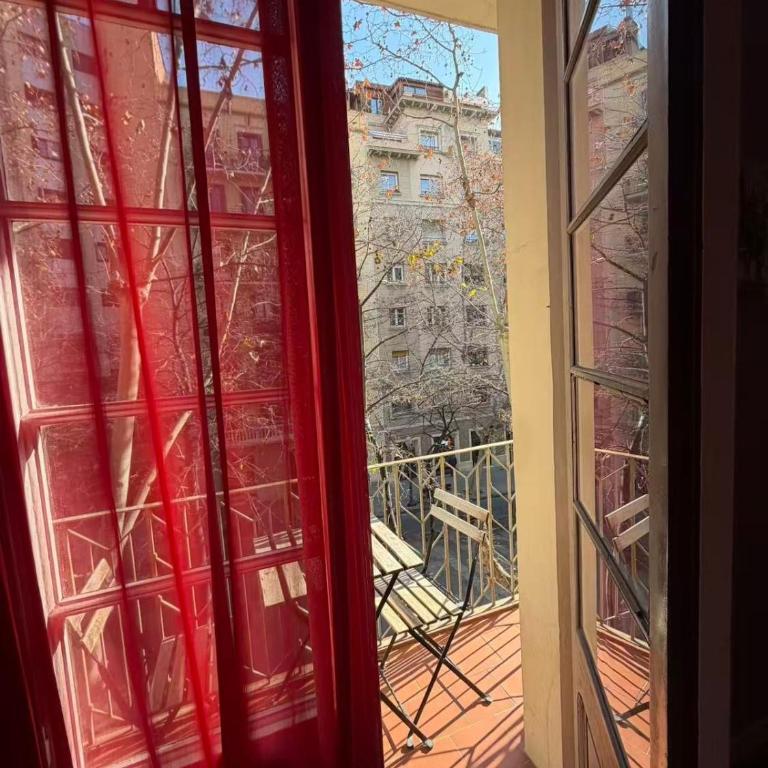 Cozy Apartment in the Center Area Sagrada Familia - Apartamento de 2 dormitorios con balcón - 4