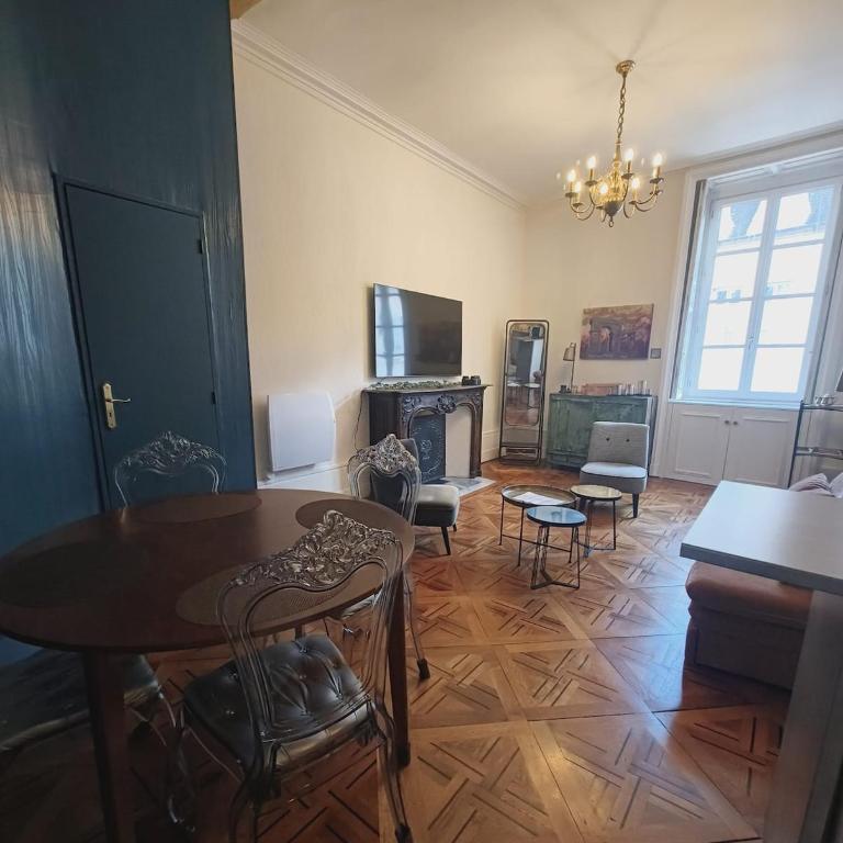 Le Royal Dijonnais - Centre Ville - Appartement 2 Chambres - 21