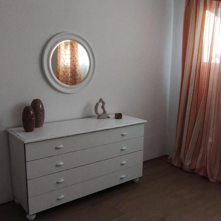 Liquidambar House - Two-Bedroom Apartment - 5
