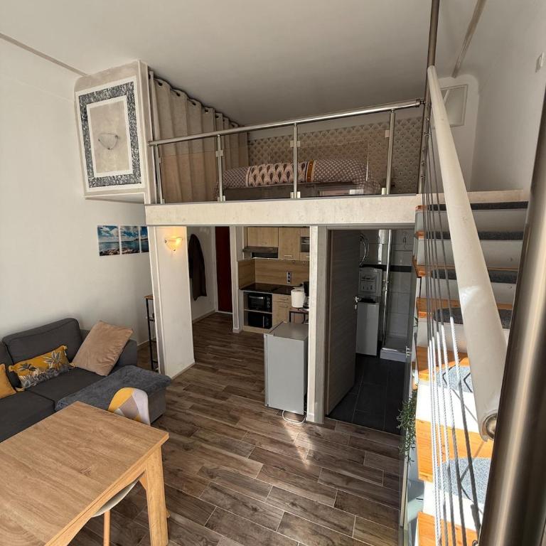 Mezzanine Studio - Close to Beaches - Apartment mit 1 Schlafzimmer - 16