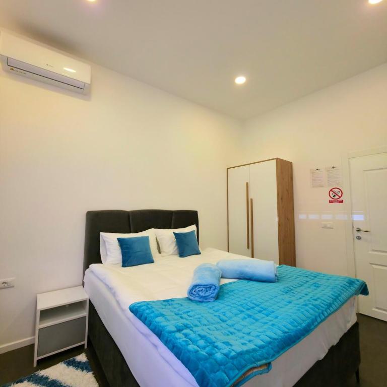 Blue Panda Central Apartment with Style - Apartman sa 1 Spavaćom Sobom - 1