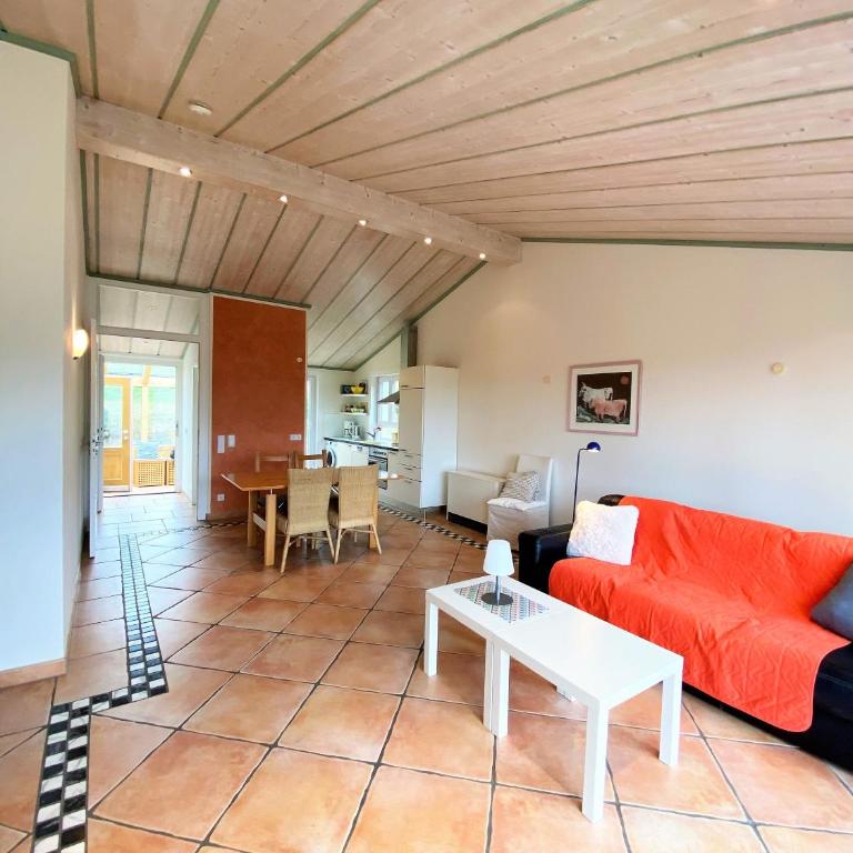 Ferienhaus mit Bergblick & sonniger Terrasse im Feriendorf Reichenbach - G26b - Haus mit 2 Schlafzimmern - 14