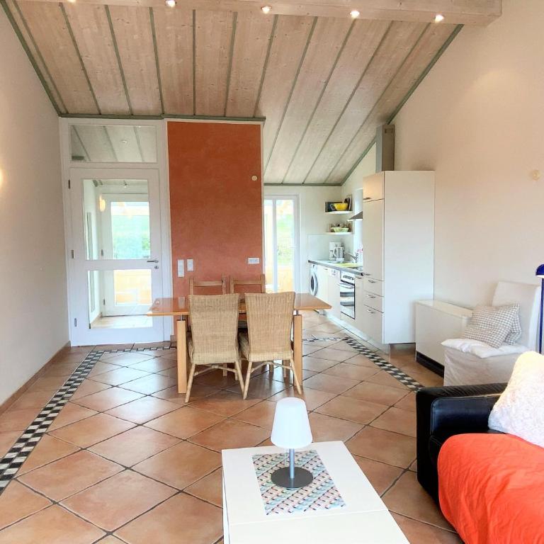 Ferienhaus mit Bergblick & sonniger Terrasse im Feriendorf Reichenbach - G26b - Haus mit 2 Schlafzimmern - 20