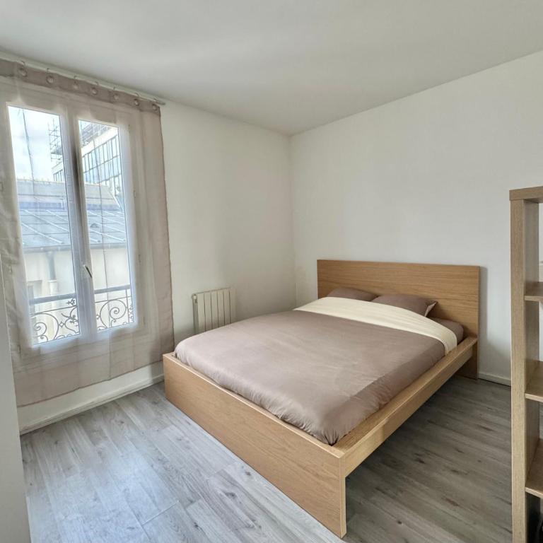 Private room, often full flat Paris 14th - Appartement 1 Chambre - 1