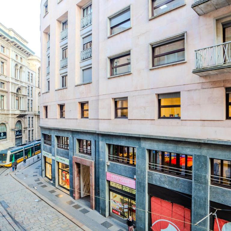 Italianflat - Duomo Atmosphere One - Deluxe Double Room with Shower - 13