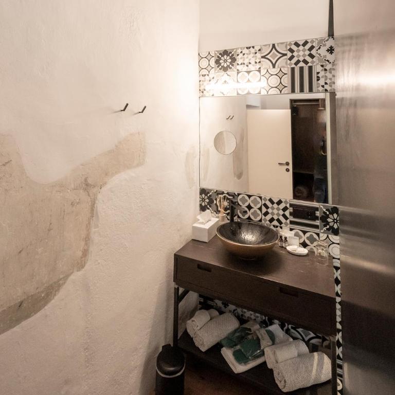 flurin Suites - Deluxe Doppelzimmer - 4
