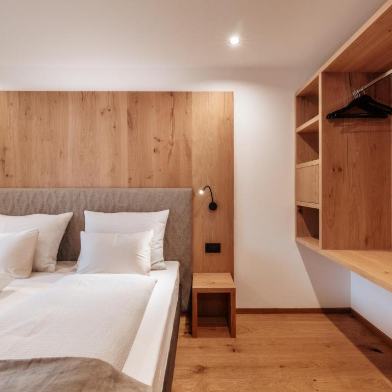 Resciesa Hof - One-Bedroom Apartment - 10
