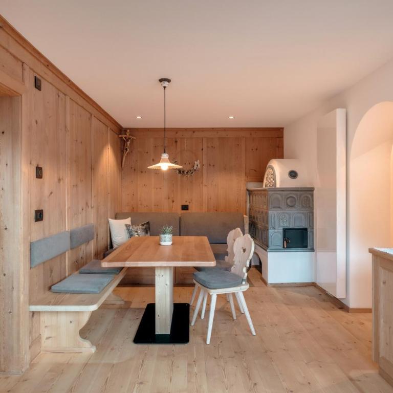 Resciesa Hof - Two-Bedroom Apartment - 3