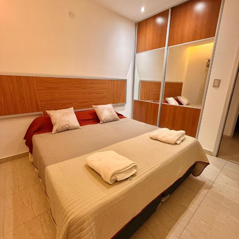 Jardines del Liceo - Two-Bedroom Apartment - 4