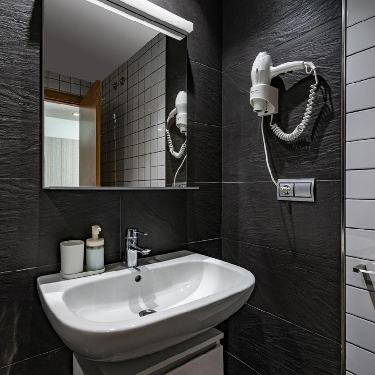 Apartamentos Spa Cueto - Apartamento de 1 dormitorio (2 adultos + 2 niños) - 15