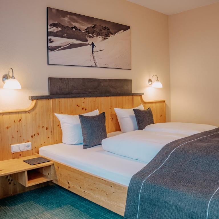 Hotel Garni Alpenhof - Standard Doppelzimmer mit Balkon - 16