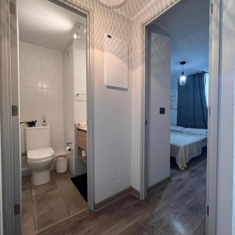 Habitación y Baño Privados Style and Comfort - One-Bedroom Apartment - 48