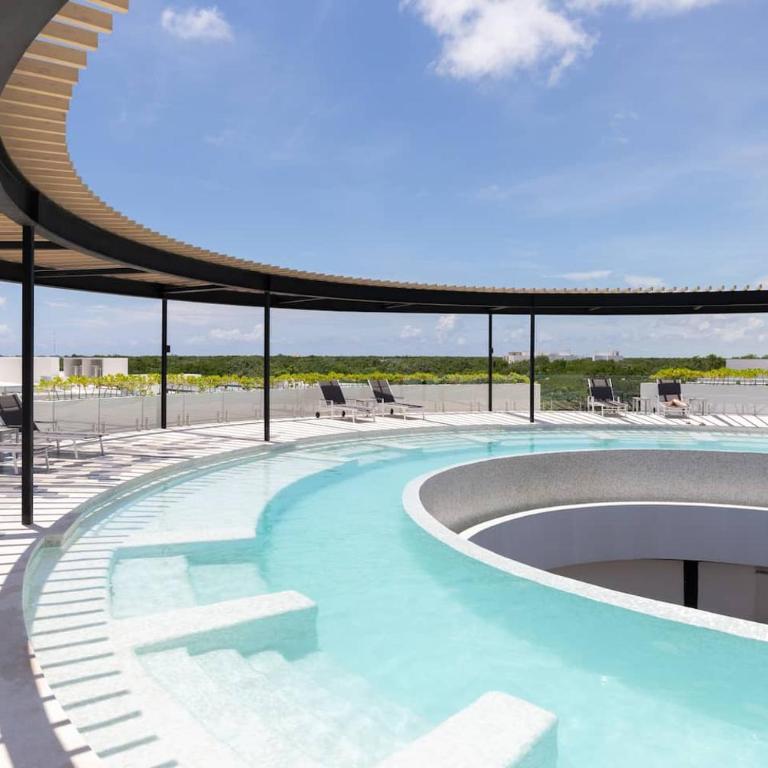 Boho Style Penthouse with Private Pool 150 Wifi - Apartamento - 21